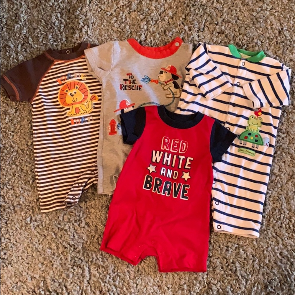 4 - 0-3months rompers